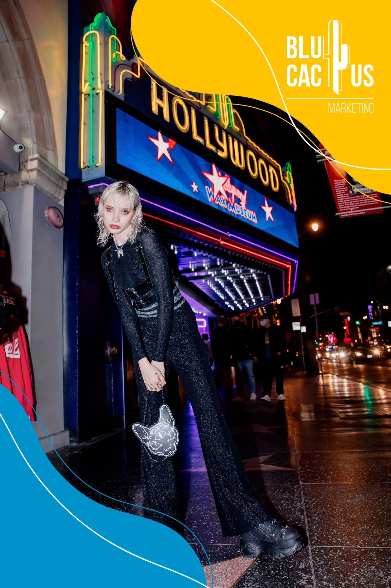BluCactus-agencia-de-marketing-de-moda-la-chica-en-el-paseo-de-la-fama-1365x2048